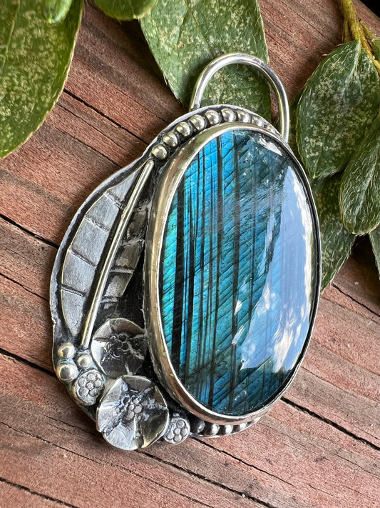 Sterling Silver and Labradorite Pendant
