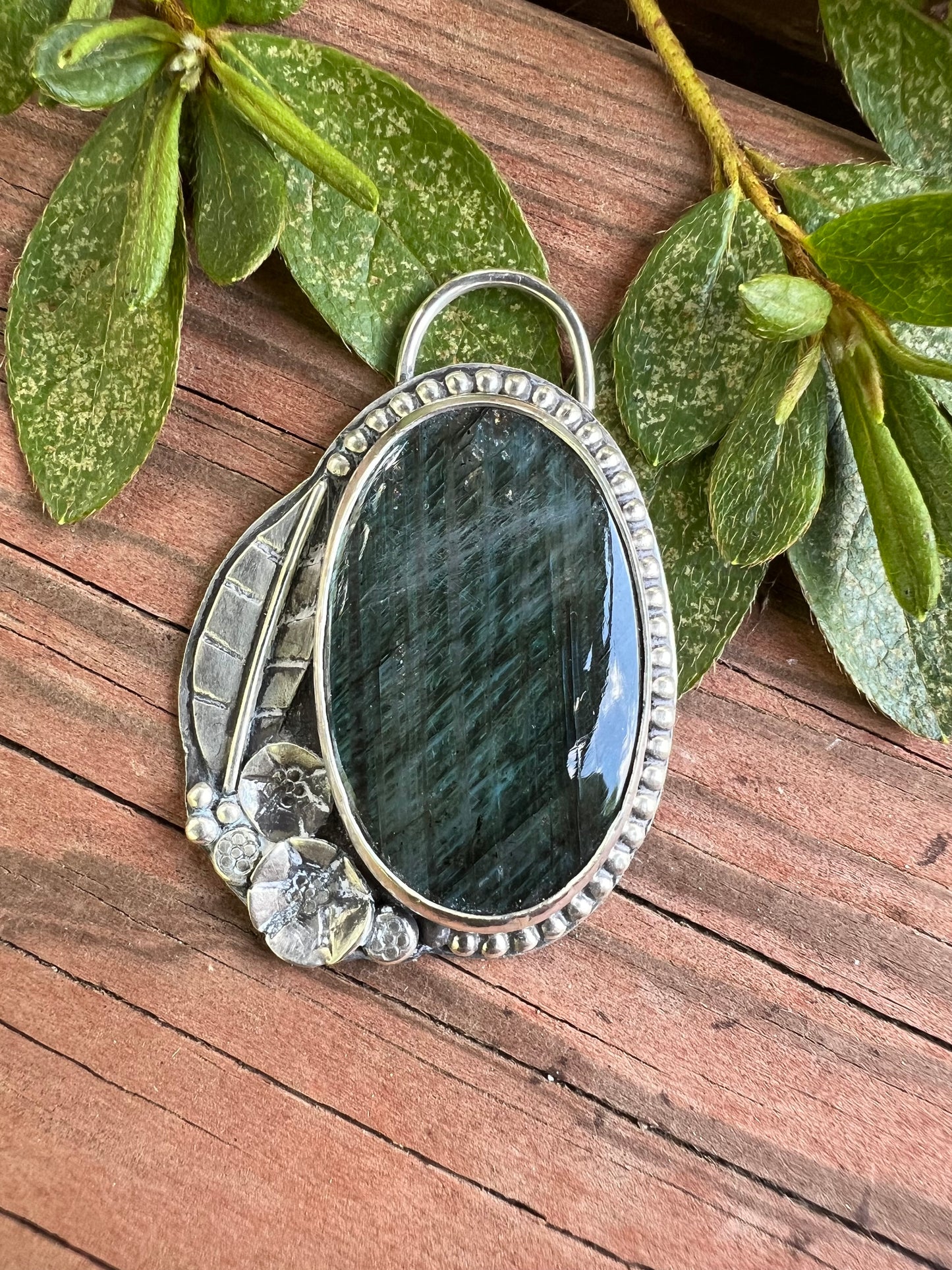 Sterling Silver and Labradorite Pendant